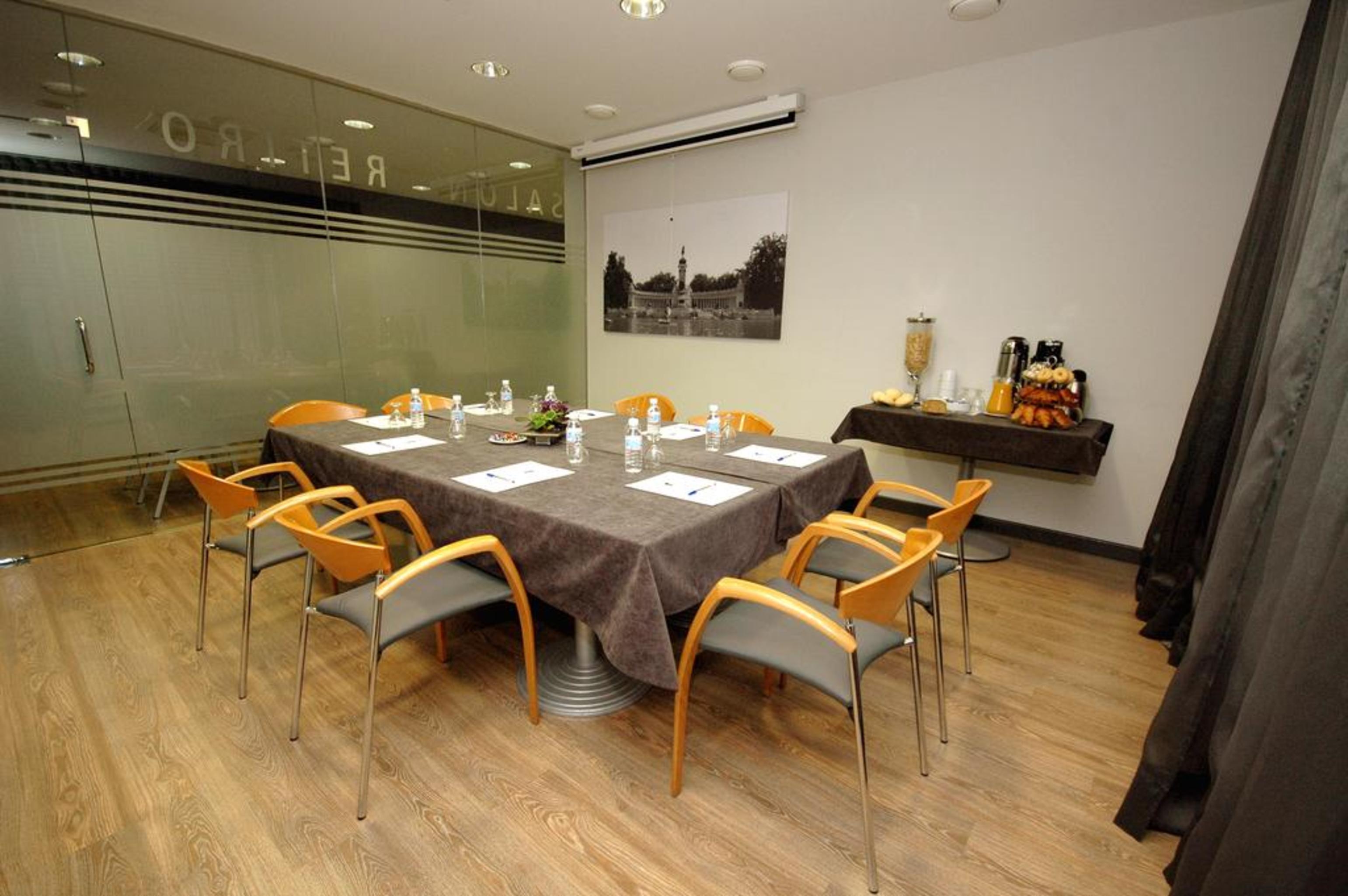 Hotel Cisneros Alcalá de Henares Dış mekan fotoğraf